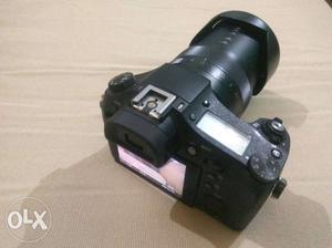 Sony SLR CAMERA RX 10 E32 Excellent condition and