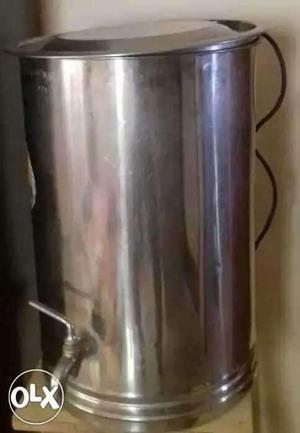 Stainless steel water heater