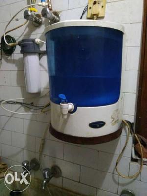 White Water Filtration System with stand