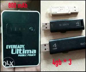 1 powerbank + 3 pendrives in working condition.