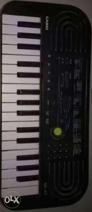 Black And Gray Casio Electronic Keyboard