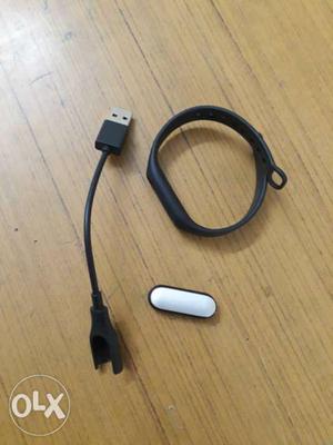 Black And Grey Xiaomi Mi Band 1 Fitness Tracker