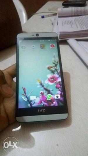 Good condition and bast looking..htc desire 826blue legoon
