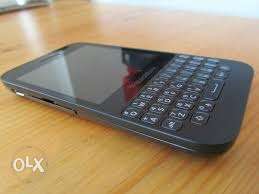 I want sale or exchange my blackberry q5