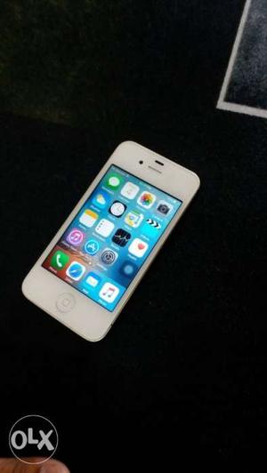 Iphone 4s 64gb,in a good condition with box and