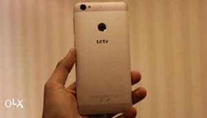 Letv 1s 32gb good condition only phone data cable