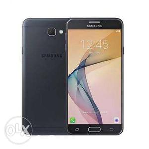 Samsung j7 prime 4-5 months old all accri with