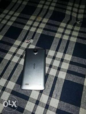Vivo y21 only one yr Old showroom condition with