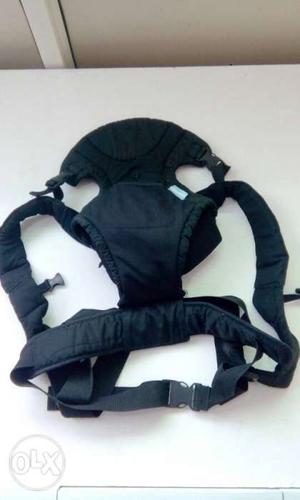 Baby Carrier from Infantino brand. Imported, 3