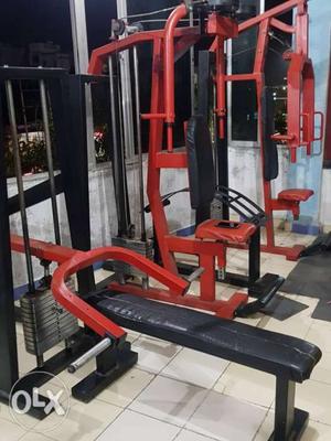 Black And Red Lateral Pull Down Machine