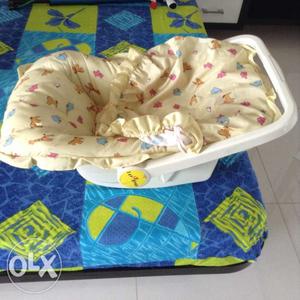 Carry cot in a new condition