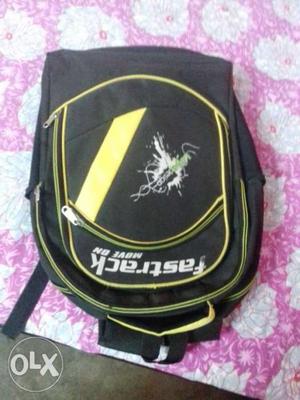 Only 7month..new condition...fastrack bagpac