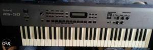 Roland Rs 50 Good Condition Mobile No