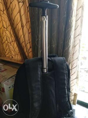 Spacious office trolley bag