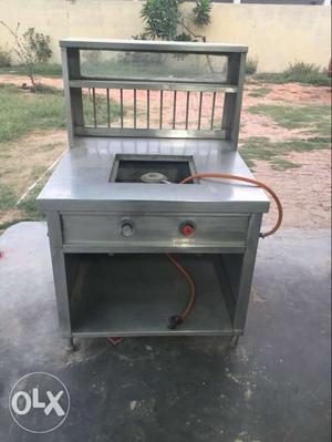Very less used burner, here for urgent sale..