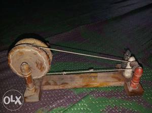 Vintage Brown Spinning Reel