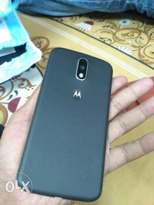 32Gb Moto G4 plus 3Gb ram fingerprint senser