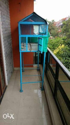 Birds cage for sale size 4*2 made heavly