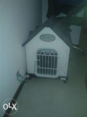 Dog kennel... almost new condition... price