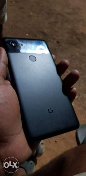 Google pixel 2xl 64gb black just 3months old with