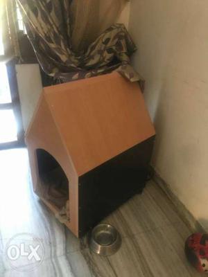 Indoor dog house