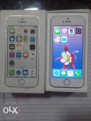 Iphone 5s 16gb  slightly negotiable