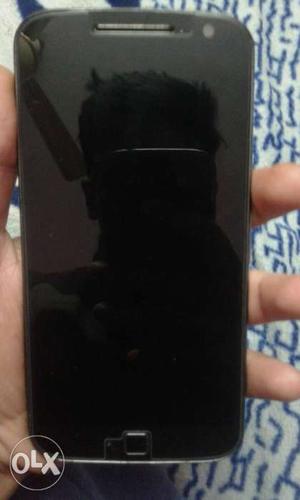 Moto G4 Plus 32gb black 3gb ram with charger