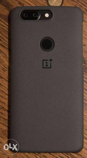 Oneplus 5t with complete damage warranty till
