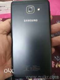 Samsung galaxy j7 max 5 month old very good