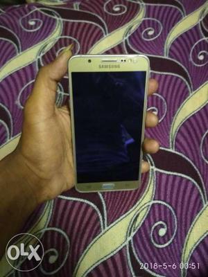 Samsung galaxy j7 mobile full tip top condition