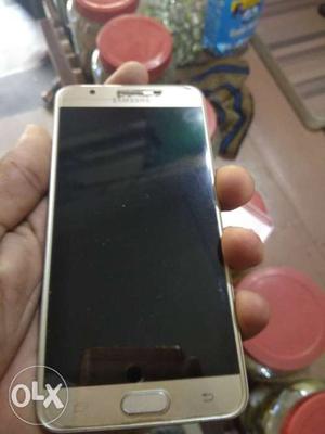 Samsung j7 prime. 3gb.ram.16.gb.romtip top