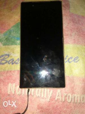 Sony Z5 in good condition mobile phone