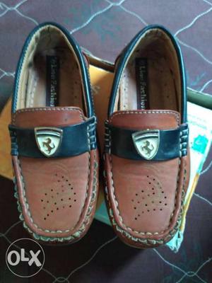Baby shoe with excellent condition Age 3yrs