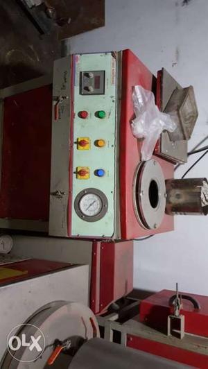 Casting machine plant for gold jewellery casting