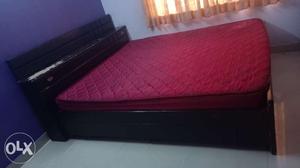 King size bed with storage (If interested, please