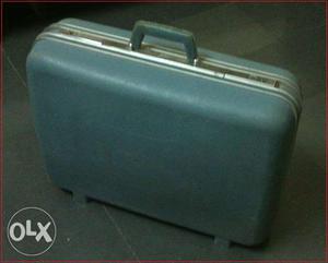 Normal Suitcase for Rs399