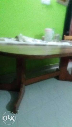 Track wooden six sitter daining table