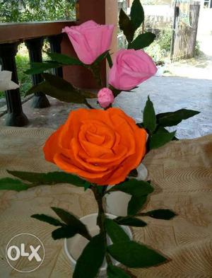 2types of pepar flower rose