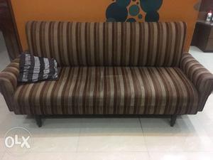 3 seater,good condition sofa for sale