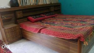 Bed & Dressing Tabel for sale at reasonable price