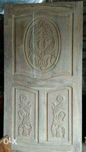 Carved White Wooden 3-panel Door