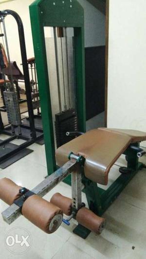 Chest and shoulder press