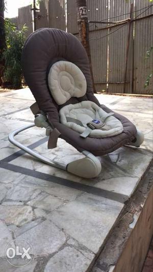 Chicco child rocking chair, as good as new, can