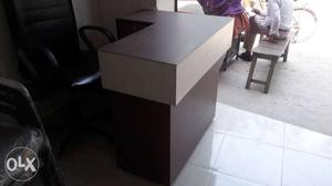 Corner L shape counter. Fully wooden. not 1%