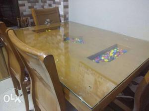 Dinning table - good condition, 4 seater, wooden
