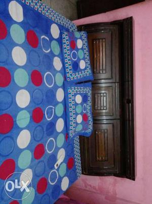Double bed foe sale 100% wood not Chinese bed