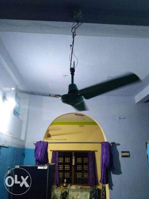 Good condition running ceiling fan new colours,