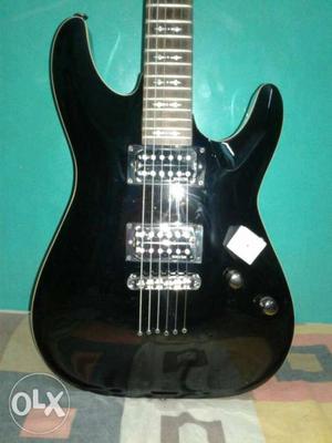 I want to sell my schecter onem 6 electric guitar