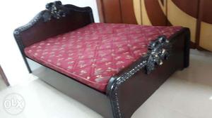 King Size 5 x 6" Cot and Bed for sales