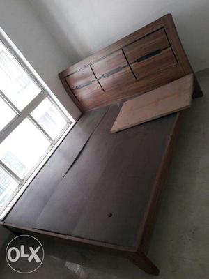 King Size bed for urgent sale!!